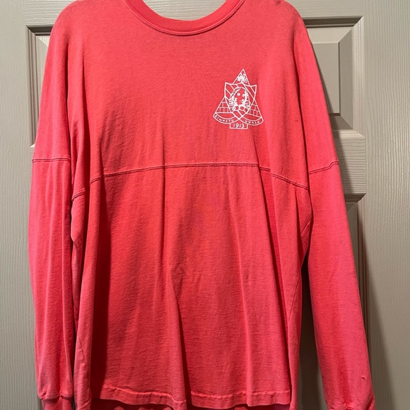 Phi Sigma Sigma Spirit Jersey w/ Crest - Picture 3 of 3